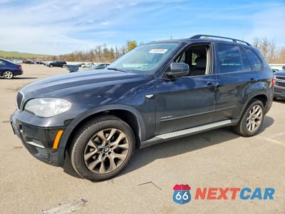 2012 BMW X5 XDRIVE35I 5UXZV4C51CL765064 - główne zdjęcie licytacji z USA - miniatura