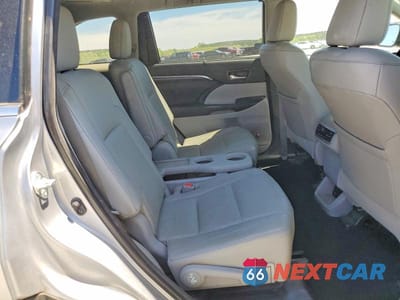 Zdjęcie 11 z 13 samochodu: 2015 TOYOTA HIGHLANDER LIMITED PLATINUM VIN:5TDDKRFH6FS151332 - miniatura