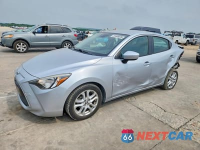 2018 TOYOTA YARIS IA BASE 3MYDLBYV7JY326326 - główne zdjęcie licytacji z USA - miniatura