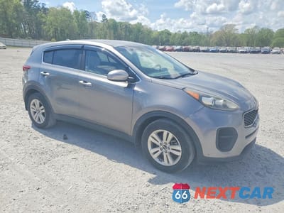 Czwarte zdjęcie samochodu z boku: 2019 KIA SPORTAGE LX VIN:KNDPM3AC3K7549019 - miniatura