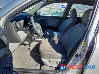 Zdjęcie 7 z 13 samochodu: 2010 TOYOTA RAV4 BASE VIN:JTMBF4DV2AD035766 - miniatura