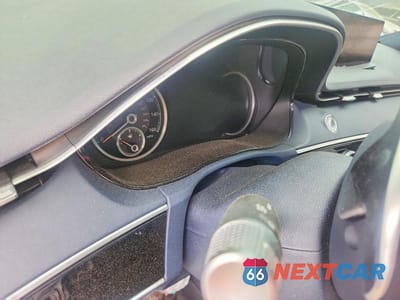 Zdjęcie 9 z 13 samochodu: 2022 GENESIS GV70 3.5T SPORT VIN:KMUMCDTC8NU015834 - miniatura