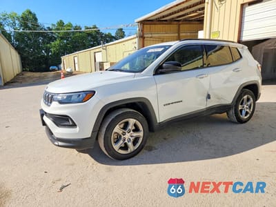 2023 JEEP COMPASS LATITUDE 3C4NJDBN6PT553297 - główne zdjęcie licytacji z USA - miniatura