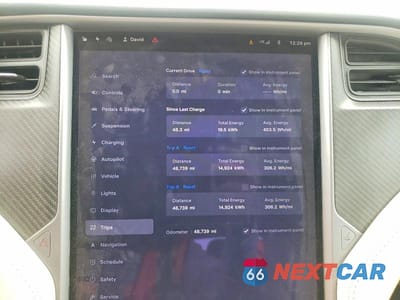 Zdjęcie 9 z 13 samochodu: 2018 TESLA MODEL S VIN:5YJSA1E24JF263228 - miniatura