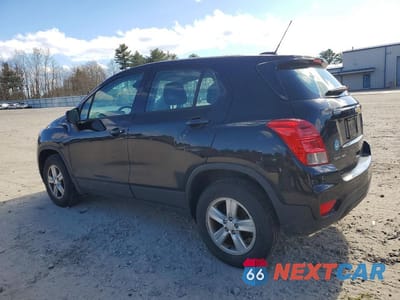 Drugie zdjęcie samochodu z przodu: 2018 CHEVROLET TRAX LS VIN:3GNCJNSB2JL321426 - miniatura