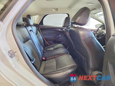 Zdjęcie 10 z 11 samochodu: 2014 FORD FOCUS SE VIN:1FADP3K24EL327686 - miniatura