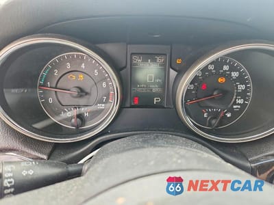 Zdjęcie 9 z 13 samochodu: 2011 JEEP GRAND CHEROKEE LAREDO VIN:1J4RR4GG5BC587380 - miniatura