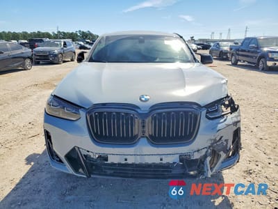 Piąte zdjęcie samochodu w środku: 2025 BMW X4 M40I VIN:5UX43DT02S9Y06057 - miniatura