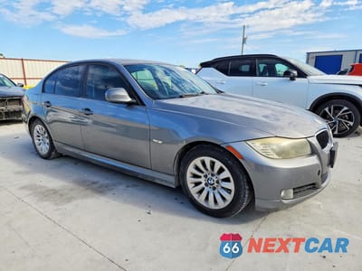 Czwarte zdjęcie samochodu z boku: 2009 BMW 328 I SULEV VIN:WBAPH57599NL77882 - miniatura