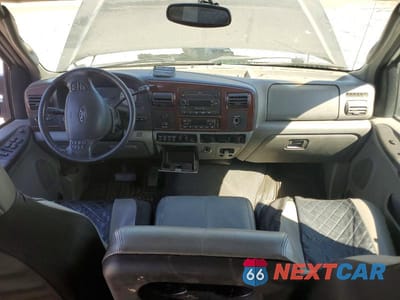 Zdjęcie 8 z 12 samochodu: 2005 FORD F350 SUPER DUTY VIN:1FTWW32P25EB19988 - miniatura