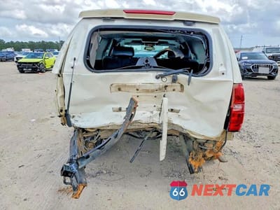Zdjęcie 6 z 14 samochodu: 2008 CHEVROLET SUBURBAN C1500 LS VIN:1GNFC16098R246087 - miniatura