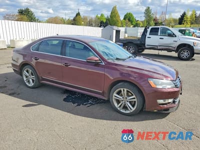 Czwarte zdjęcie samochodu z boku: 2012 VOLKSWAGEN PASSAT SEL VIN:1VWCN7A3XCC040313 - miniatura