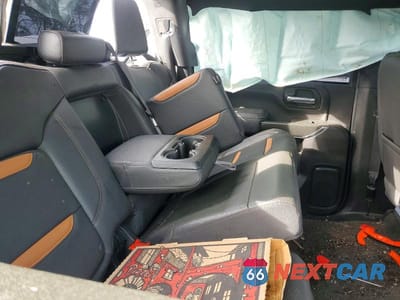 Zdjęcie 10 z 11 samochodu: 2022 GMC SIERRA K2500 AT4 VIN:1GT49PEY8NF362483 - miniatura