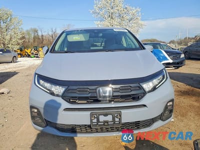 Piąte zdjęcie samochodu w środku: 2025 HONDA ODYSSEY TOURING VIN:5FNRL6H8XSB037718 - miniatura