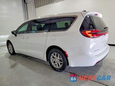 Drugie zdjęcie samochodu z przodu: 2026 CHRYSLER PACIFICA SELECT VIN:2C4RC1BG5TR172291 - miniatura