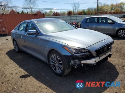 Czwarte zdjęcie samochodu z boku: 2015 HYUNDAI GENESIS 3.8L VIN:KMHGN4JE8FU072871 - miniatura