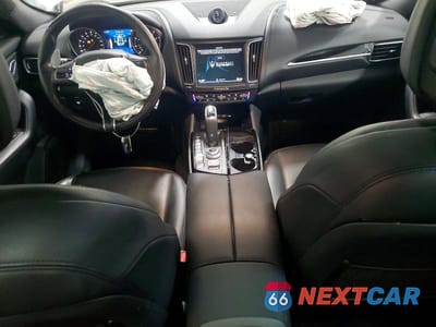 Zdjęcie 8 z 13 samochodu: 2020 MASERATI LEVANTE S VIN:ZN661YUA9LX344736 - miniatura