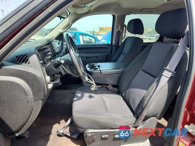 Zdjęcie 7 z 13 samochodu: 2013 CHEVROLET SILVERADO K1500 LT VIN:3GCPKSE76DG209710 - miniatura