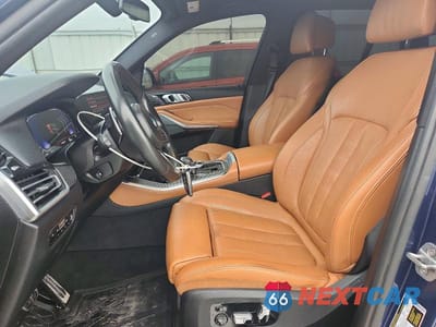 Zdjęcie 7 z 12 samochodu: 2019 BMW X5 XDRIVE50I VIN:5UXJU2C51KLN65997 - miniatura