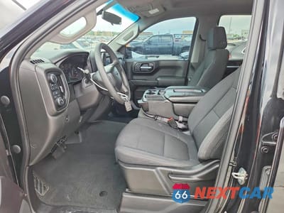 Zdjęcie 7 z 11 samochodu: 2021 CHEVROLET SILVERADO K1500 TRAIL BOSS CUSTOM VIN:3GCPYCEF6MG134129 - miniatura