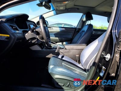 Zdjęcie 7 z 11 samochodu: 2017 HYUNDAI SONATA PLUG-IN HYBRID LIMITED VIN:KMHE54L28HA059777 - miniatura