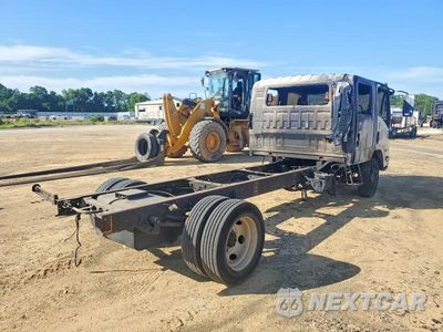 Czwarte zdjęcie samochodu z boku: 2018 ISUZU NPR HD TRUCK CAB AND CHASSIS VIN:54DC4J1B5JS807977 - miniatura