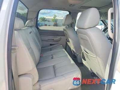 Zdjęcie 10 z 12 samochodu: 2009 GMC SIERRA C1500 HYBRID VIN:2GTFC135691132003 - miniatura