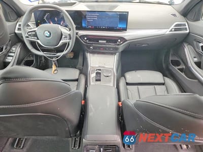 Zdjęcie 8 z 12 samochodu: 2025 BMW 330XI VIN:3MW89CW08S8F35827 - miniatura