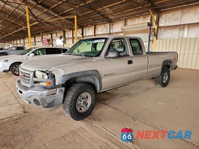 2004 GMC SIERRA 1GTHC29U24E387428 - główne zdjęcie licytacji z USA - miniatura