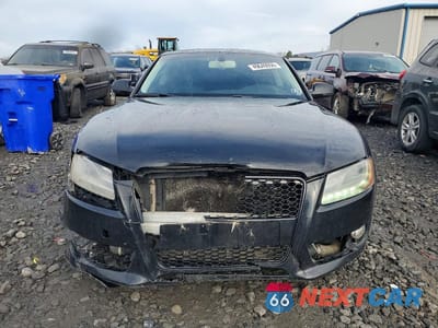 Piąte zdjęcie samochodu w środku: 2011 AUDI A5 PREMIUM PLUS VIN:WAURFAFR8BA046302 - miniatura