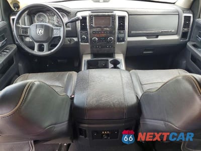 Zdjęcie 8 z 12 samochodu: 2012 DODGE RAM 3500 LONGHORN VIN:3C63D3NL2CG252524 - miniatura
