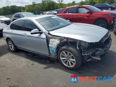 Czwarte zdjęcie samochodu z boku: 2015 BMW 528 XI VIN:WBA5A7C53FD620939 - miniatura