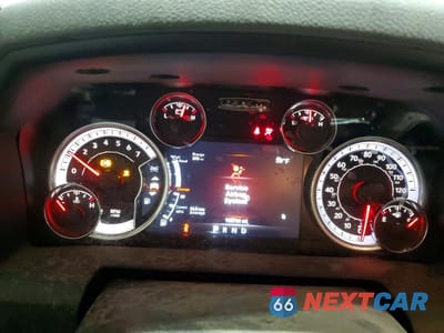 Zdjęcie 9 z 12 samochodu: 2018 RAM 1500 SLT VIN:1C6RR7LT3JS114275 - miniatura