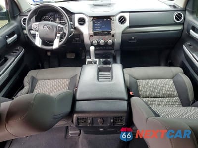 Zdjęcie 8 z 12 samochodu: 2021 TOYOTA TUNDRA CREWMAX SR5 VIN:5TFEY5F19MX299299 - miniatura
