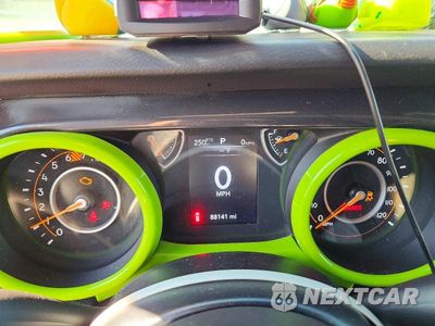 Zdjęcie 9 z 13 samochodu: 2022 JEEP WRANGLER UNLIMITED SPORT VIN:1C4HJXDNXNW272347 - miniatura
