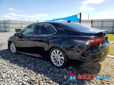 Drugie zdjęcie samochodu z przodu: 2023 TOYOTA CAMRY LE VIN:4T1C11AK4PU785590 - miniatura