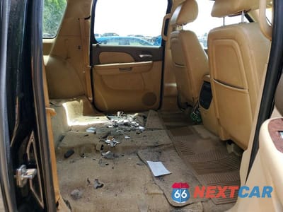 Zdjęcie 11 z 13 samochodu: 2012 CHEVROLET SUBURBAN C1500 LT VIN:1GNSCJE06CR216960 - miniatura