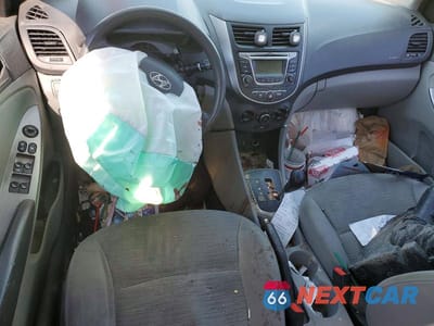 Zdjęcie 8 z 12 samochodu: 2017 HYUNDAI ACCENT SE VIN:KMHCT4AE9HU363791 - miniatura