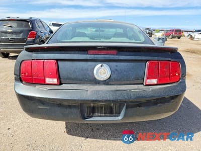 Zdjęcie 6 z 12 samochodu: 2007 FORD MUSTANG VIN:1ZVFT80N975250262 - miniatura