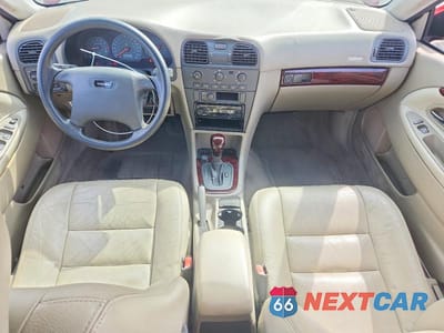 Zdjęcie 8 z 11 samochodu: 2002 VOLVO S40 1.9T VIN:YV1VS29592F870060 - miniatura