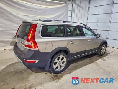 Trzecie zdjęcie samochodu z tyłu: 2015 VOLVO XC70 T6 PREMIER+ VIN:YV4902NC6F1194295 - miniatura