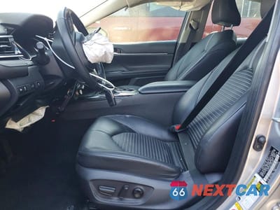 Zdjęcie 7 z 12 samochodu: 2018 TOYOTA CAMRY SE VIN:4T1B11HK9JU030346 - miniatura