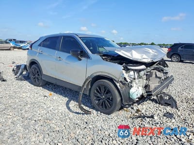 Czwarte zdjęcie samochodu z boku: 2024 MITSUBISHI ECLIPSE CROSS LE VIN:JA4ATVAA1RZ034323 - miniatura