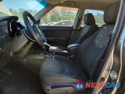 Zdjęcie 7 z 13 samochodu: 2011 KIA SOUL + VIN:KNDJT2A22B7339893 - miniatura