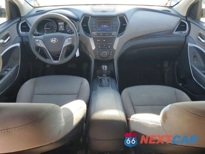 Zdjęcie 8 z 12 samochodu: 2018 HYUNDAI SANTA FE SPORT 2.4L VIN:5XYZT3LB9JG569583 - miniatura