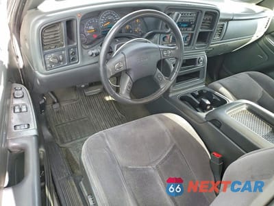 Zdjęcie 8 z 12 samochodu: 2005 GMC NEW SIERRA C1500 VIN:2GTEC19T851335731 - miniatura