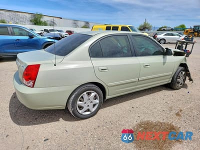 Trzecie zdjęcie samochodu z tyłu: 2004 HYUNDAI ELANTRA GLS VIN:KMHDN46D94U745019 - miniatura