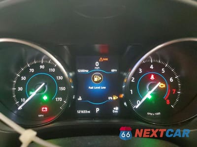 Zdjęcie 9 z 13 samochodu: 2017 JAGUAR F-PACE PREMIUM VIN:SADCJ2BV4HA898000 - miniatura