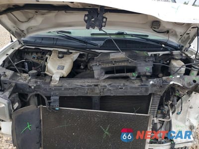 Zdjęcie 12 z 13 samochodu: 2019 CHEVROLET EXPRESS 2500 CARGO DELIVERY VAN VIN:1GCWGBFP8K1152532 - miniatura
