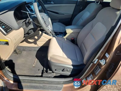 Zdjęcie 7 z 13 samochodu: 2016 HYUNDAI TUCSON SE VIN:KM8J33A42GU109590 - miniatura